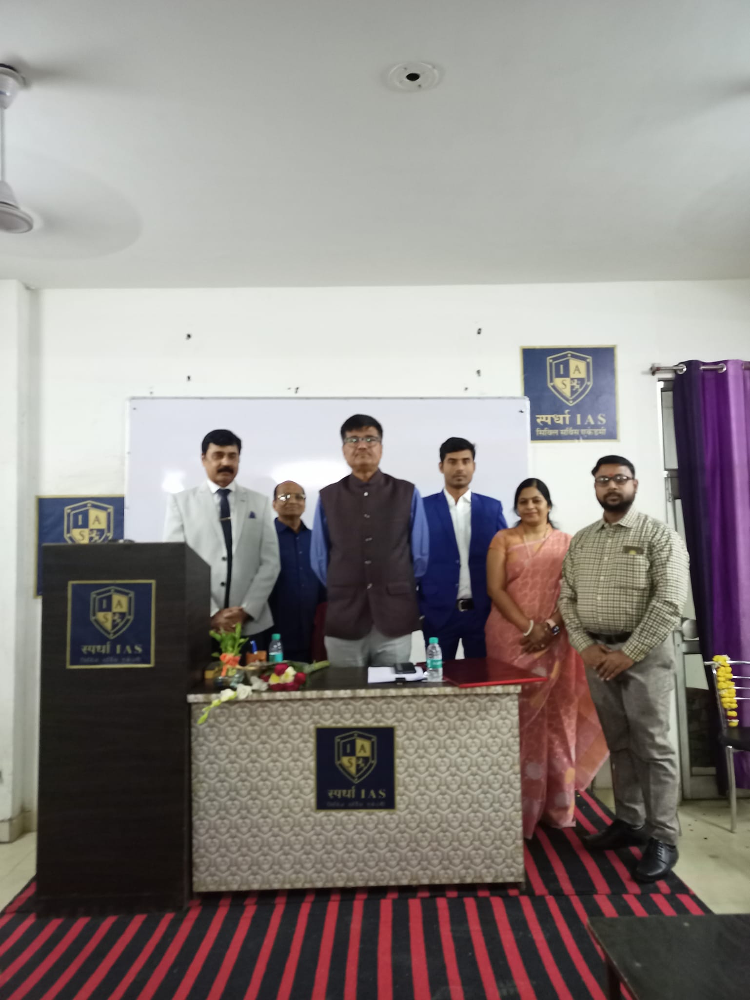 पूर्व जिला कलेक्टर, धौलपुर श्री राकेश जायसवाल जी (Rtd IAS) 